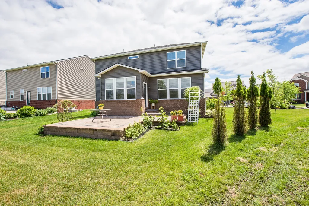 847 Groveland Circle Pittsfield Charter Township MI 48108
