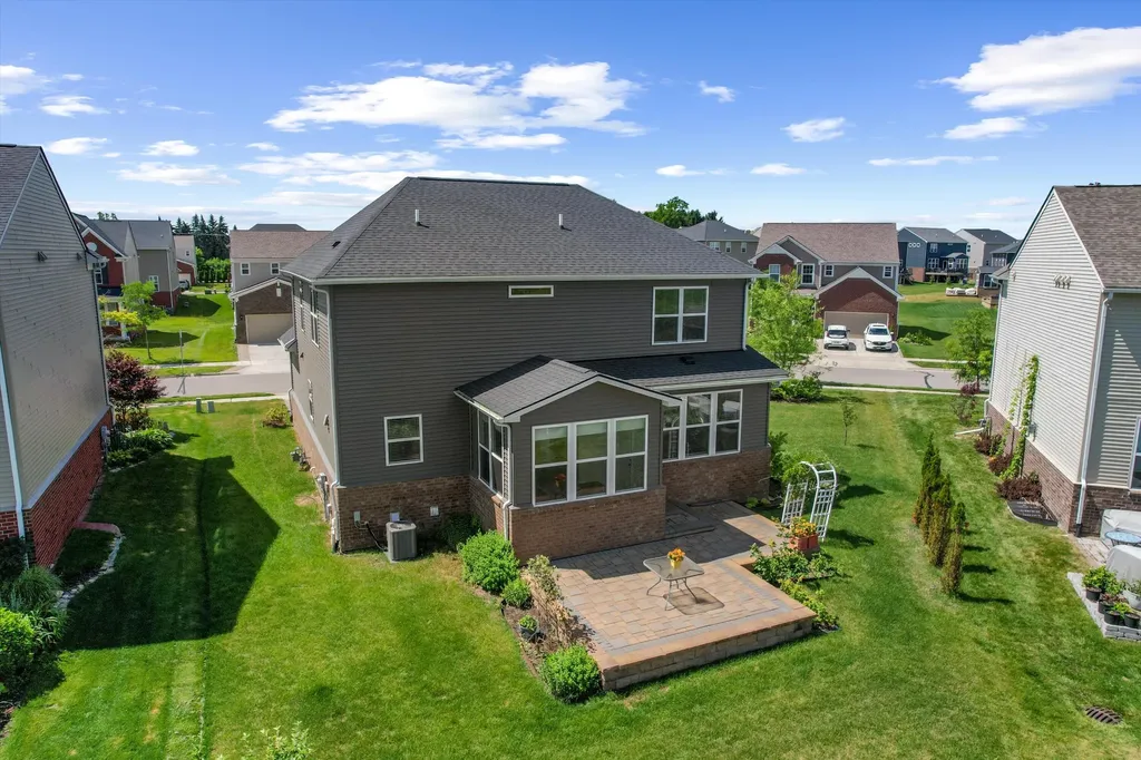 847 Groveland Circle Pittsfield Charter Township MI 48108
