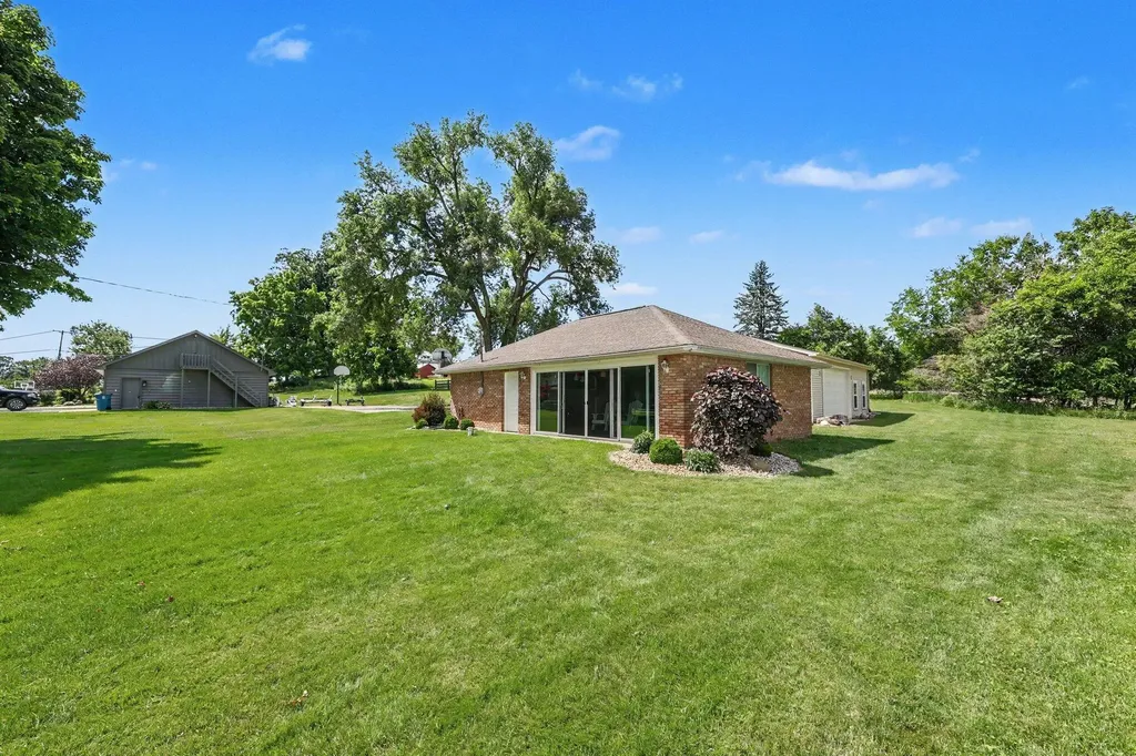 8820 Cherry Point Road Rollin Township MI 49253