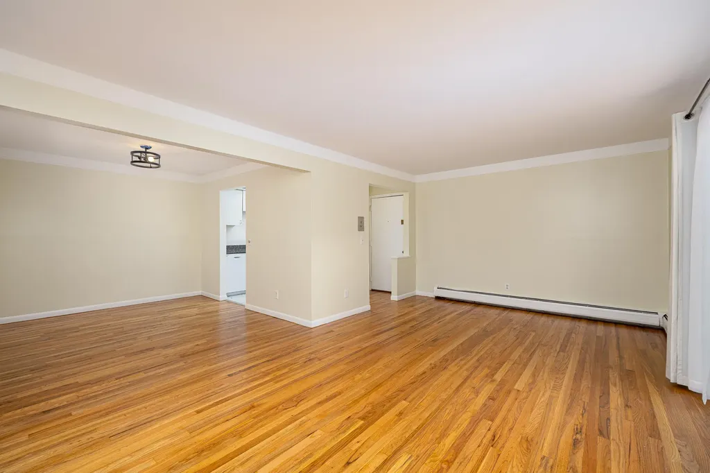 1213 Island Drive Ann Arbor City MI 48105