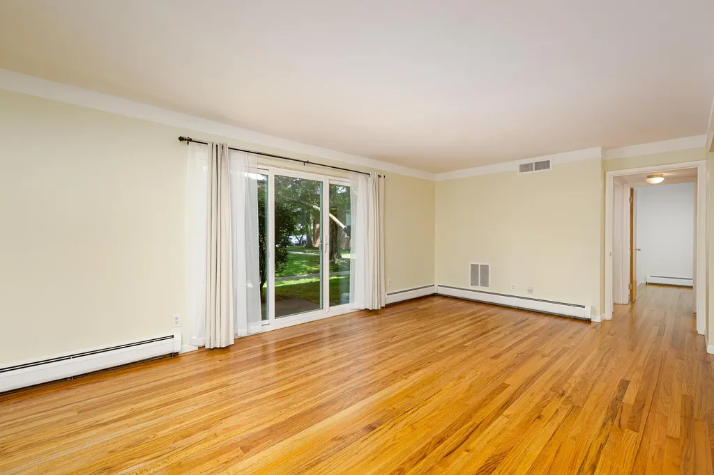 1213 Island Drive Ann Arbor City MI 48105