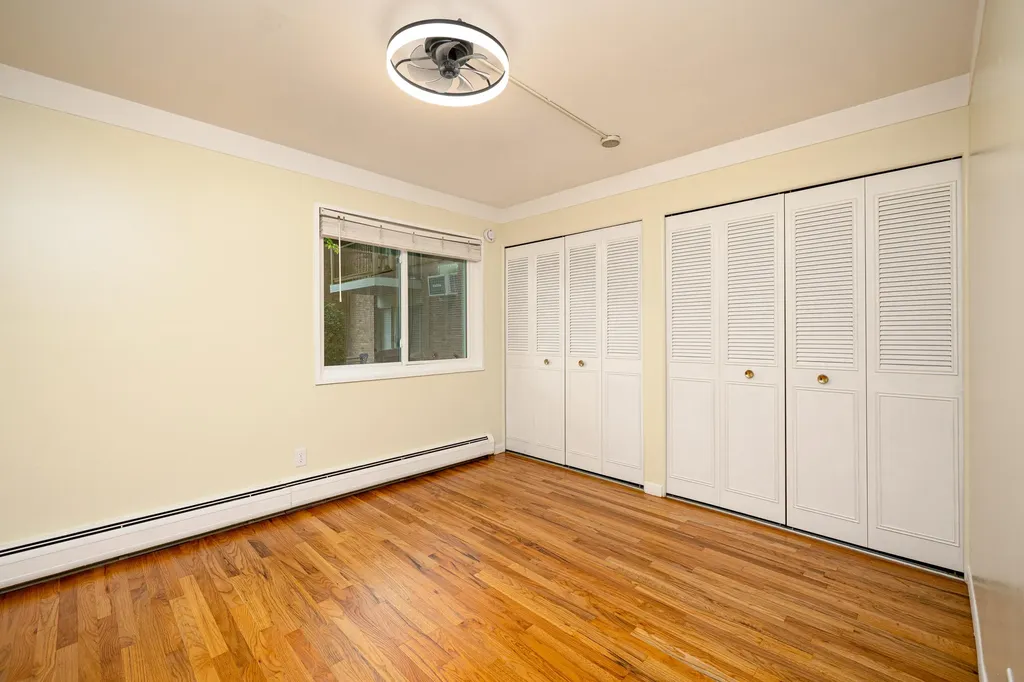 1213 Island Drive Ann Arbor City MI 48105