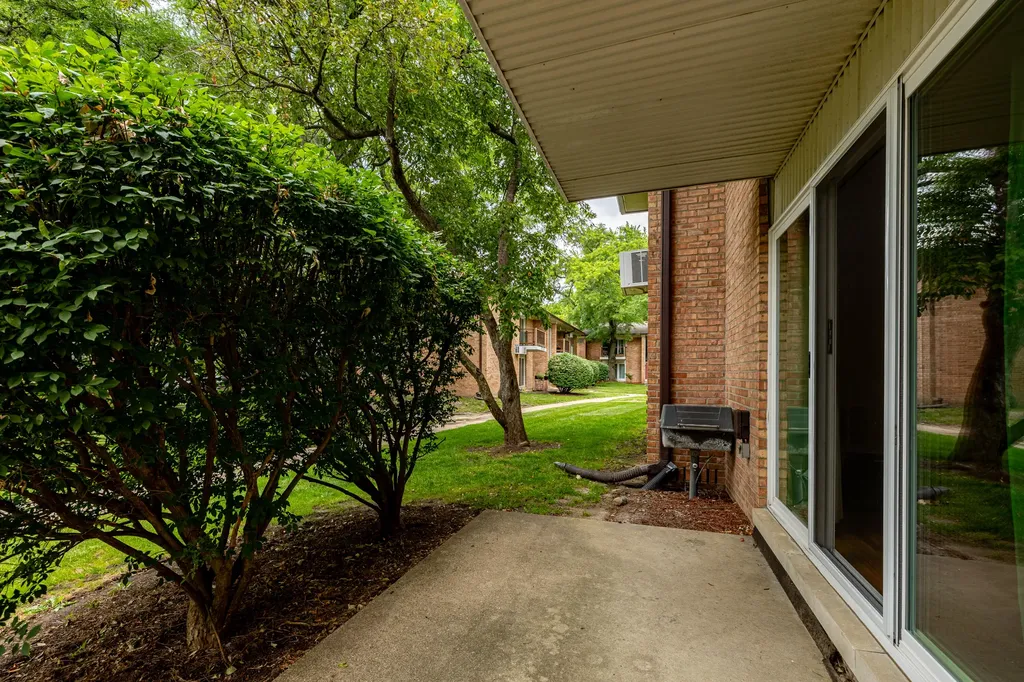 1213 Island Drive Ann Arbor City MI 48105