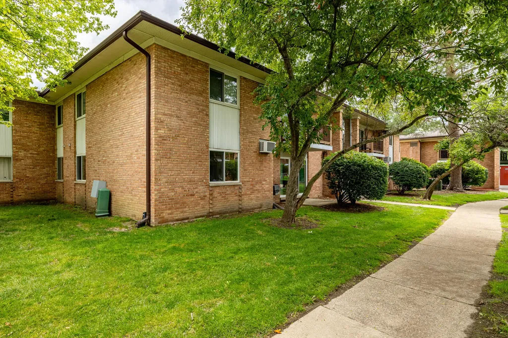 1213 Island Drive Ann Arbor City MI 48105
