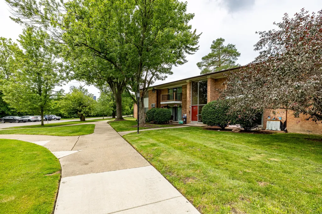 1213 Island Drive Ann Arbor City MI 48105