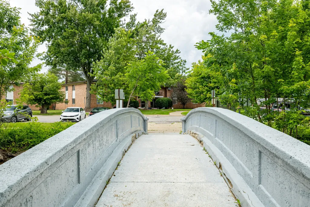 1213 Island Drive Ann Arbor City MI 48105