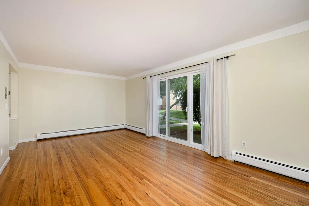 1213 Island Drive Ann Arbor City MI 48105