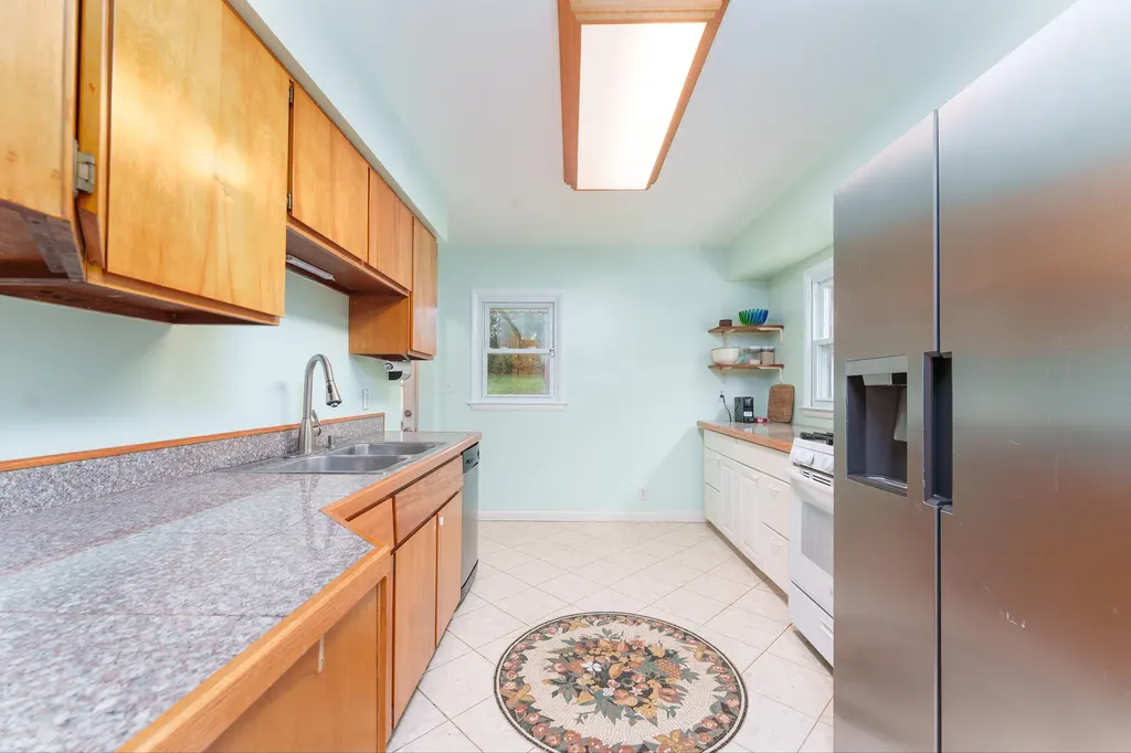 717 Carbeck Drive Ann Arbor City MI 48103