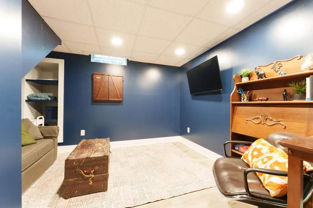 717 Carbeck Drive Ann Arbor City MI 48103