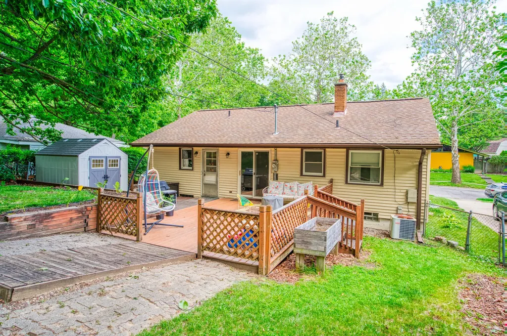 717 Carbeck Drive Ann Arbor City MI 48103