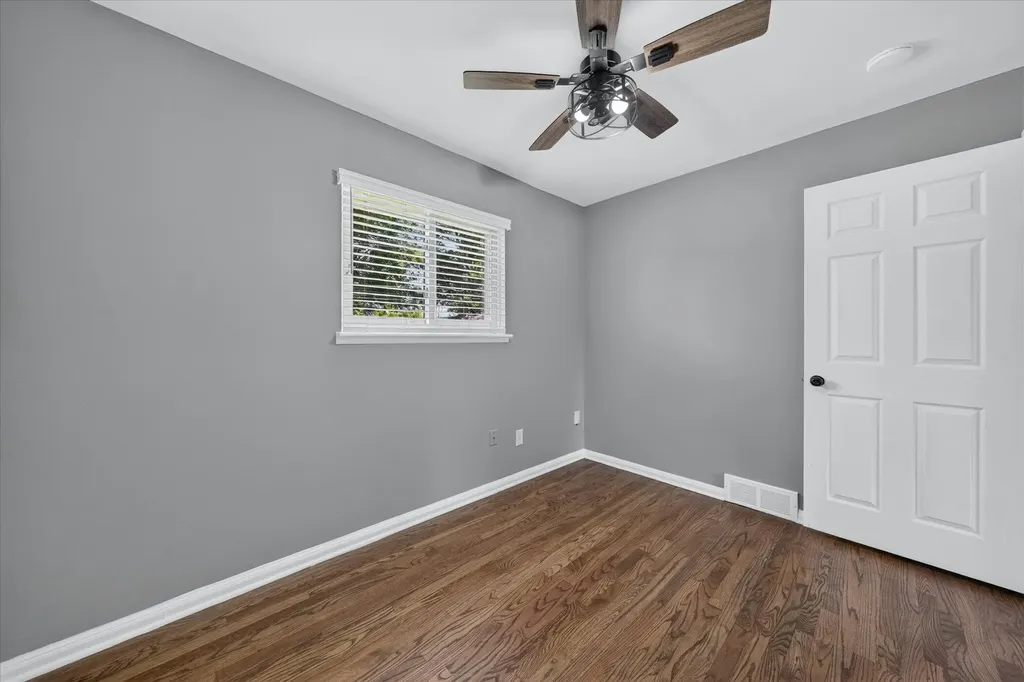 34330 Florence Street Westland City MI 48185