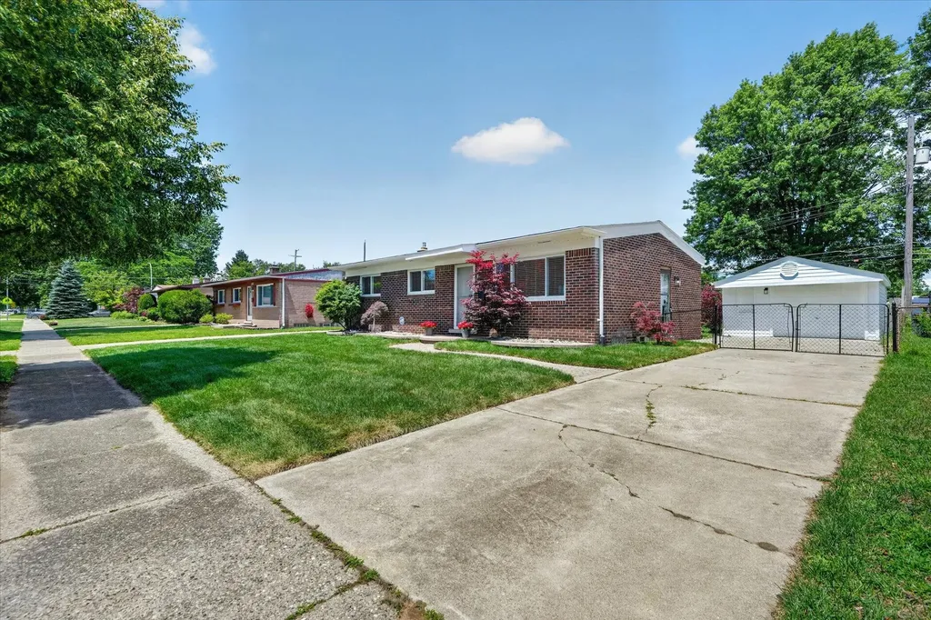 34330 Florence Street Westland City MI 48185