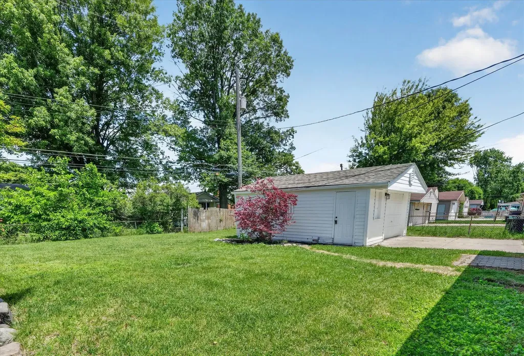 34330 Florence Street Westland City MI 48185