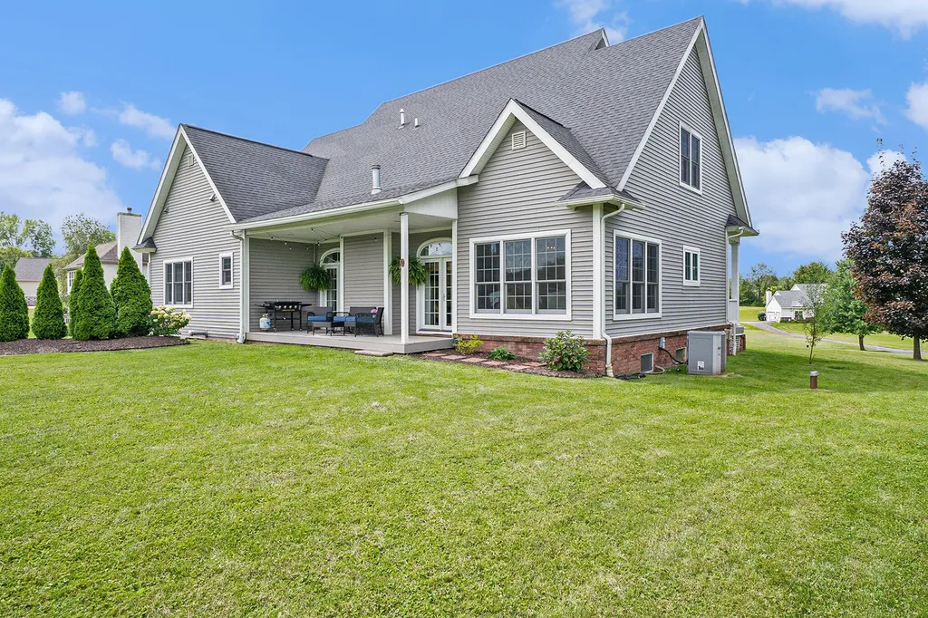 7812 Fountain Hills Lane Springfield Charter Township MI 48350