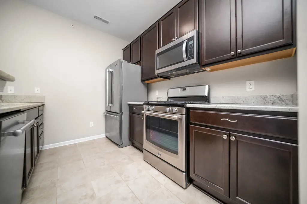 1013 E Summerfield Glen Circle Scio Township MI 48103