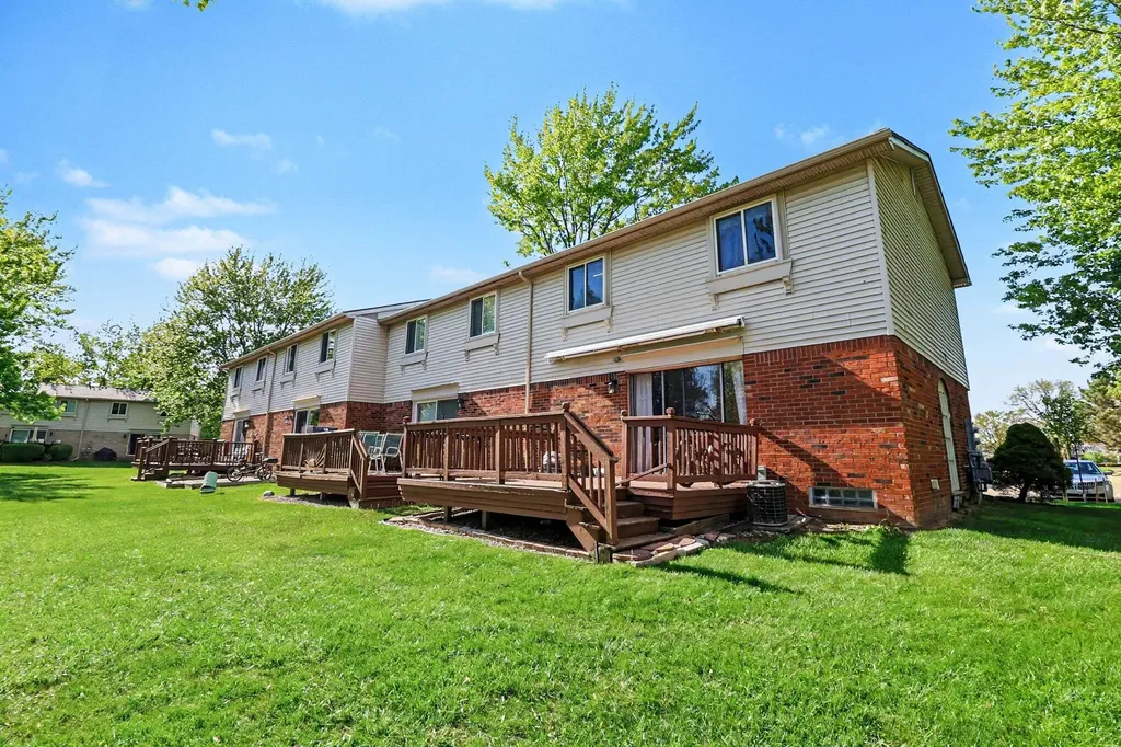 2041 W Franklin Drive Canton Charter Township MI 48187