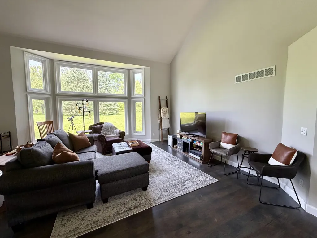 6961 Suncrest Drive Pittsfield Charter Township MI 48176