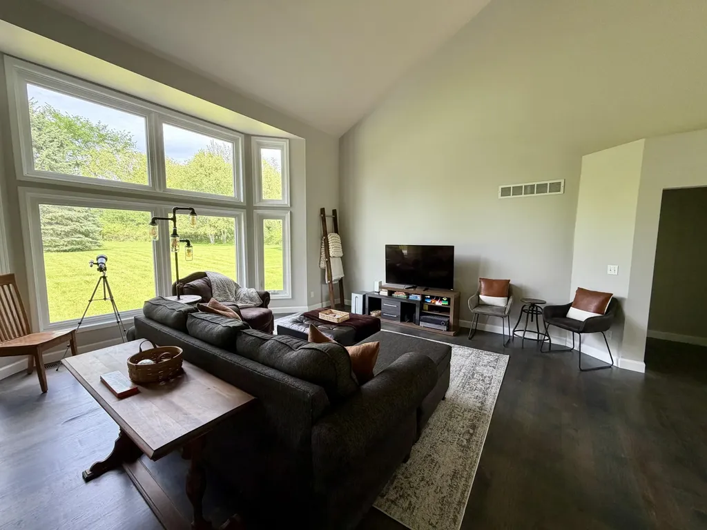 6961 Suncrest Drive Pittsfield Charter Township MI 48176