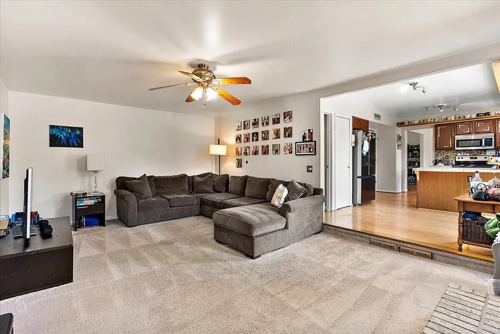 3223 Roon The Ben Ann Arbor City MI 48108