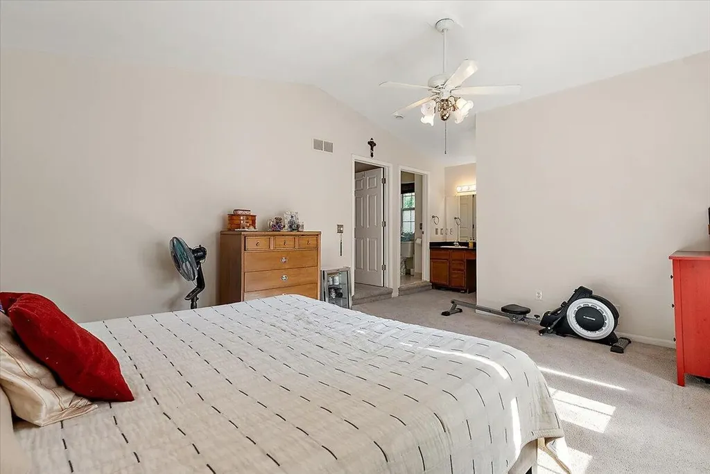 3223 Roon The Ben Ann Arbor City MI 48108