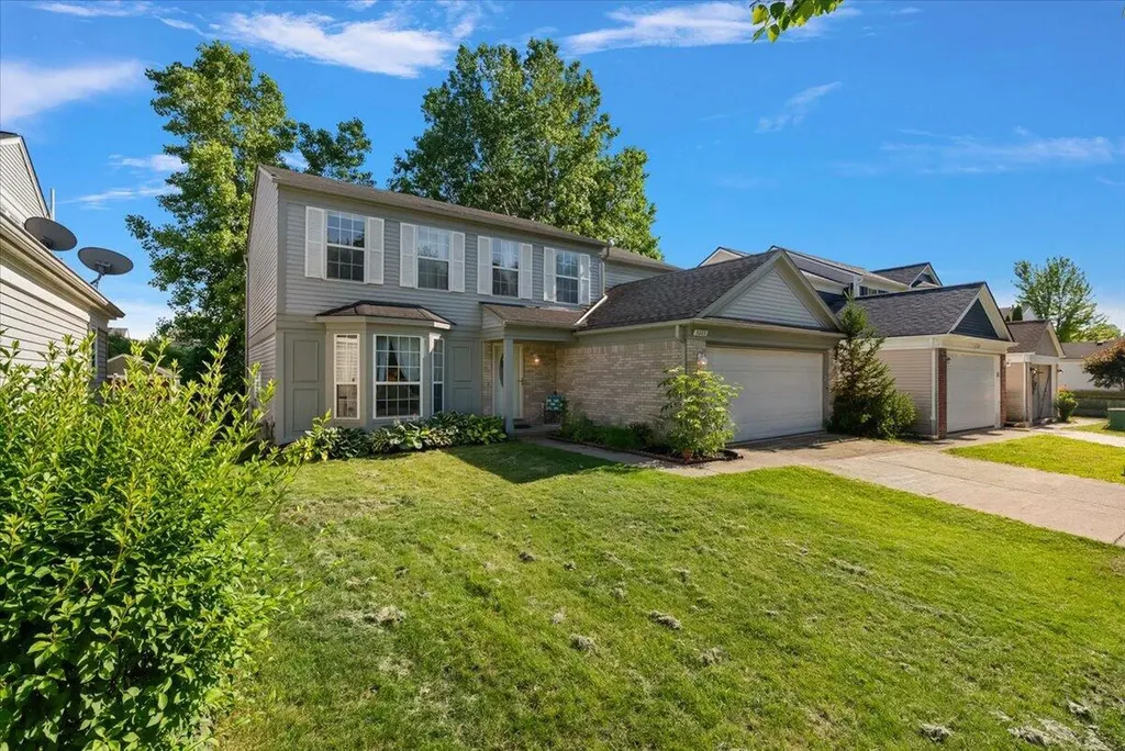 3223 Roon The Ben Ann Arbor City MI 48108