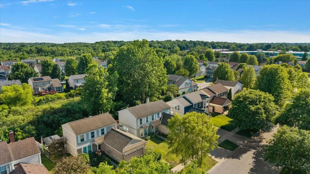 3223 Roon The Ben Ann Arbor City MI 48108