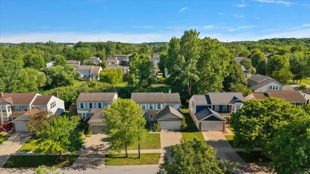 3223 Roon The Ben Ann Arbor City MI 48108