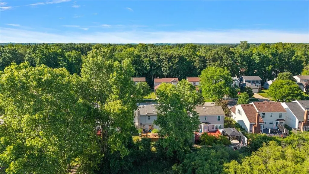 3223 Roon The Ben Ann Arbor City MI 48108