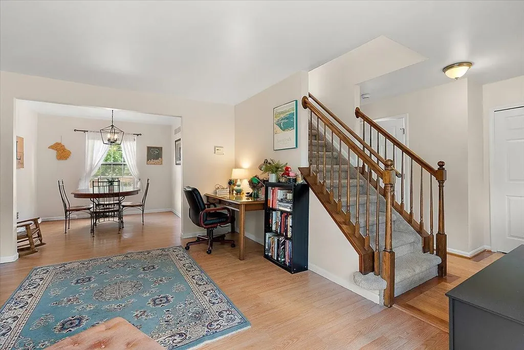 3223 Roon The Ben Ann Arbor City MI 48108