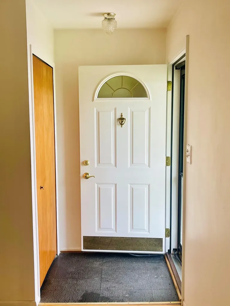 40547 Orangelawn Avenue Plymouth Charter Township MI 48170