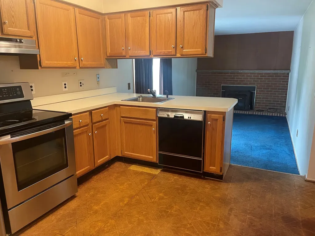 40547 Orangelawn Avenue Plymouth Charter Township MI 48170