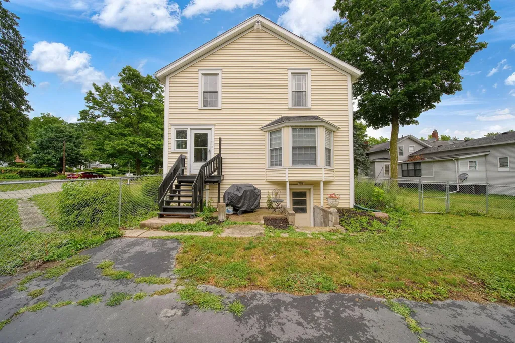 1101 Williams Street Adrian City MI 49221
