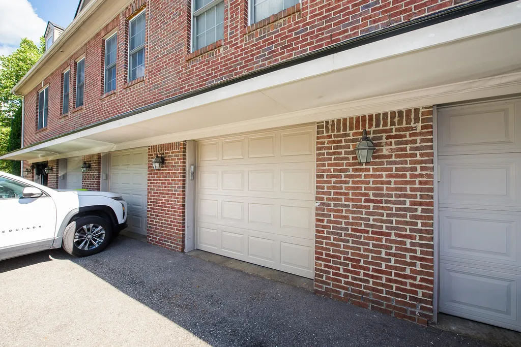 5727 Hampshire Lane Pittsfield Charter Township MI 48197