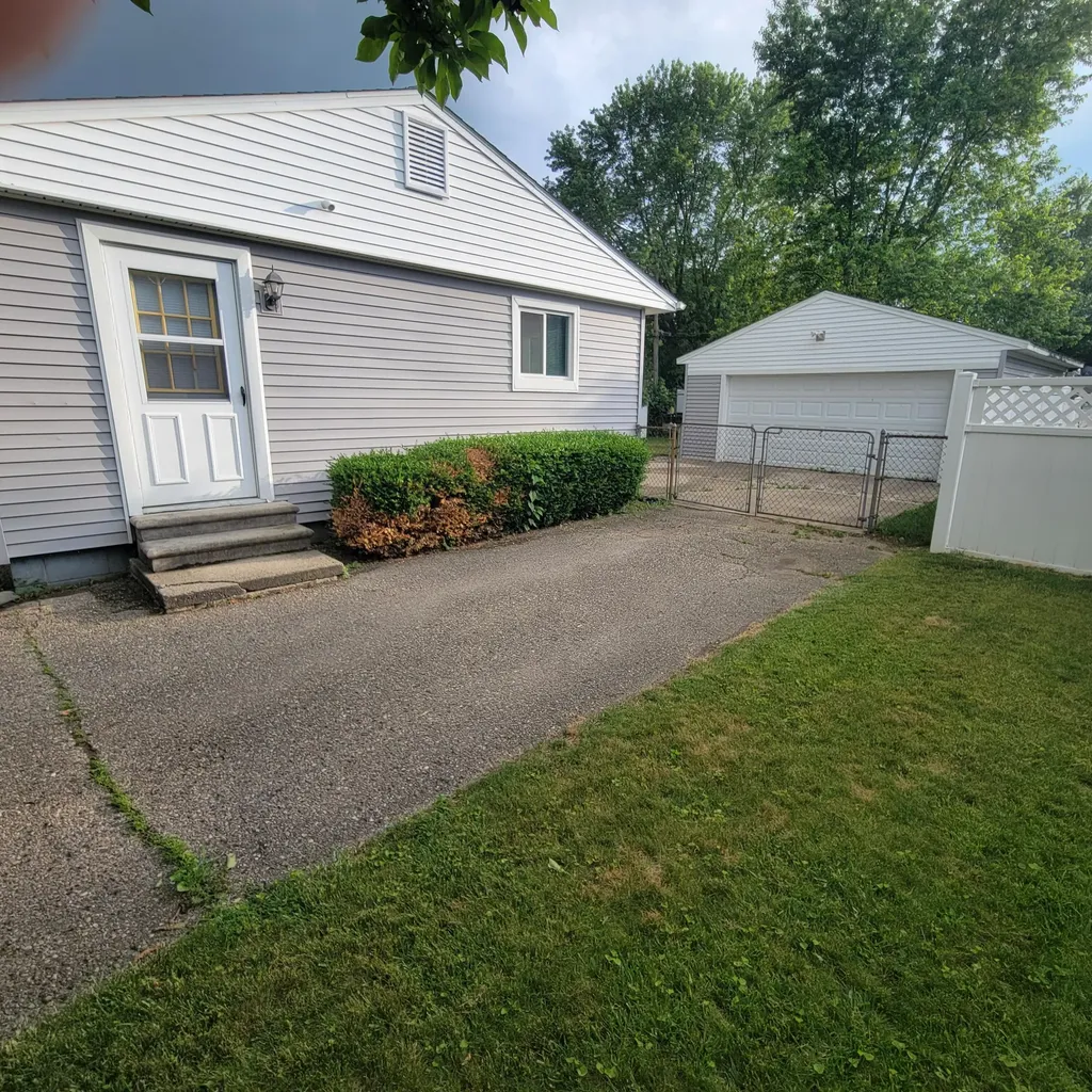 518 Arthur Street Chelsea City MI 48118