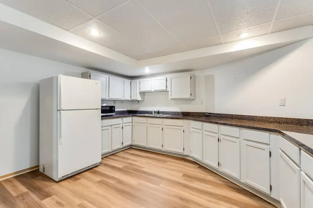 28044 Hickory Circle Farmington Hills City MI 48331