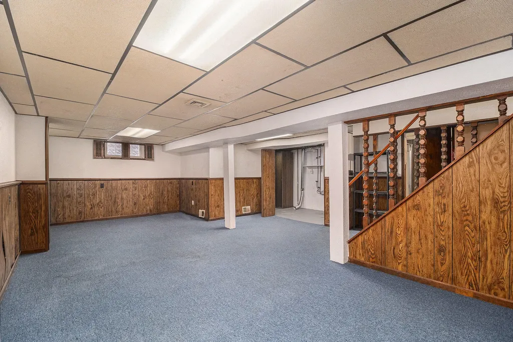 9885 Hubert Avenue Allen Park City MI 48101
