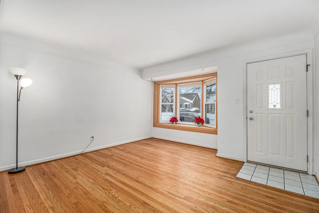 9885 Hubert Avenue Allen Park City MI 48101