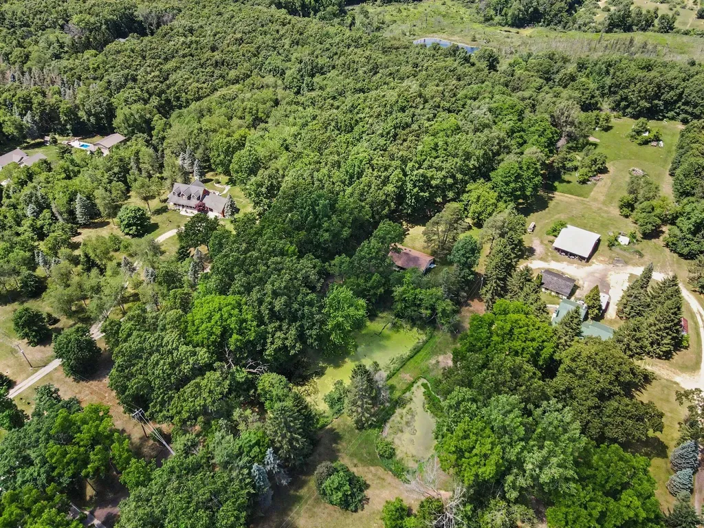 13150 Trist Road Waterloo Township MI 49240