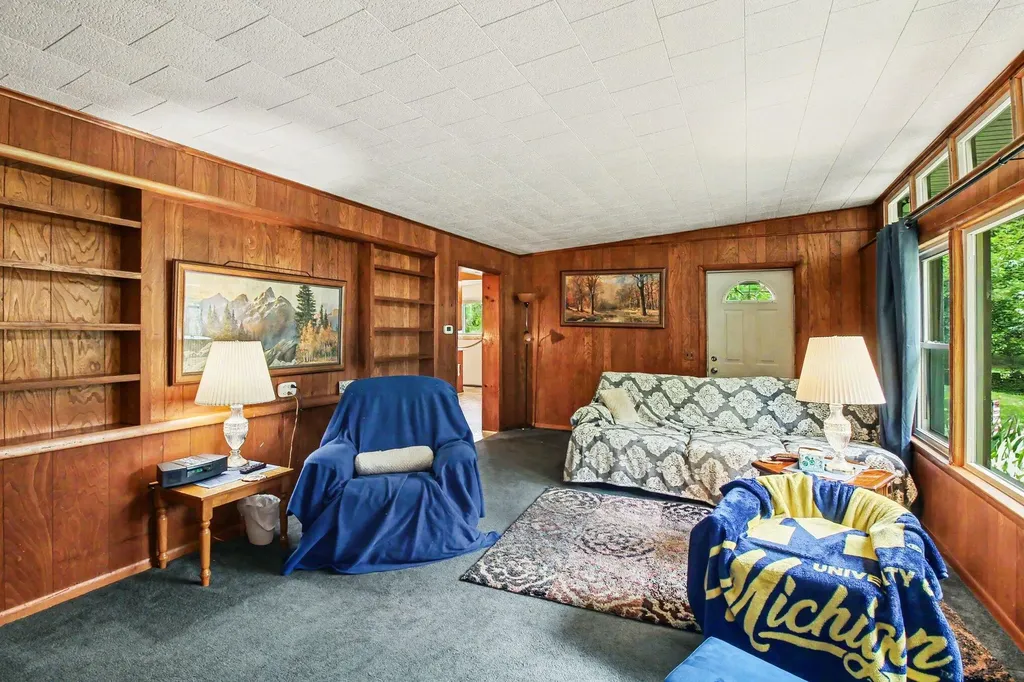 13150 Trist Road Waterloo Township MI 49240