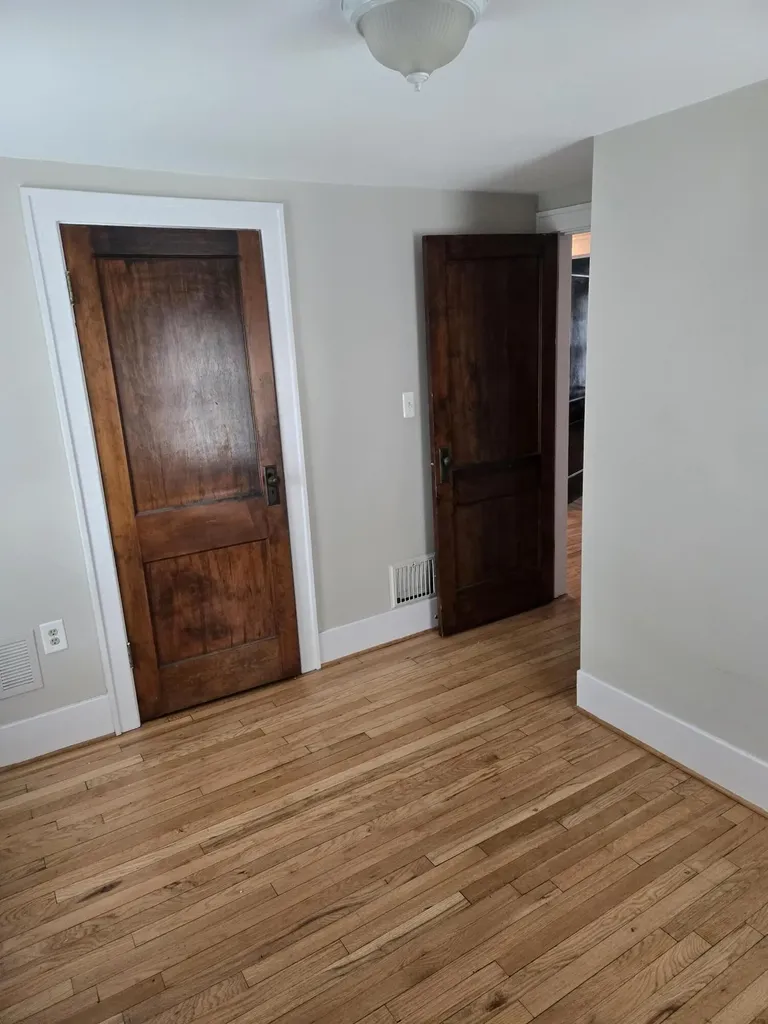 917 Forestdale Road Royal Oak City MI 48067