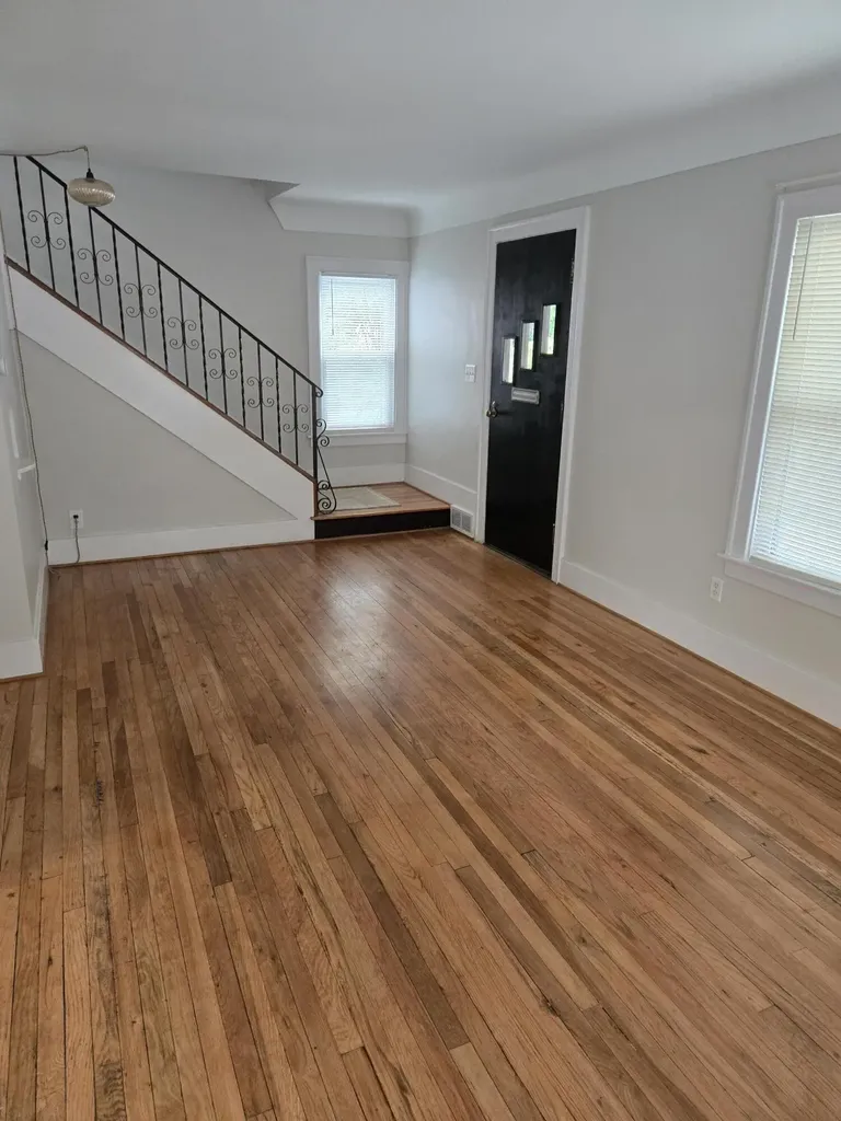 917 Forestdale Road Royal Oak City MI 48067