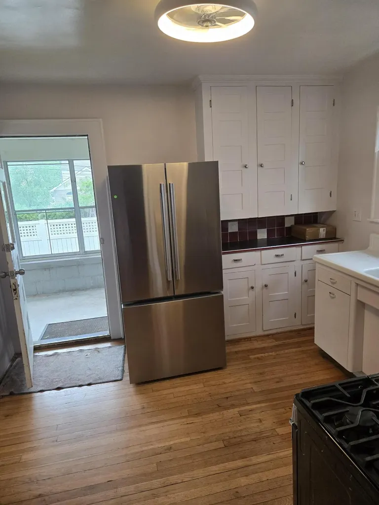917 Forestdale Road Royal Oak City MI 48067