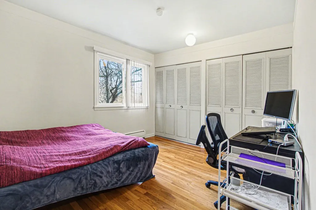 1257 Island Drive Ann Arbor City MI 48105