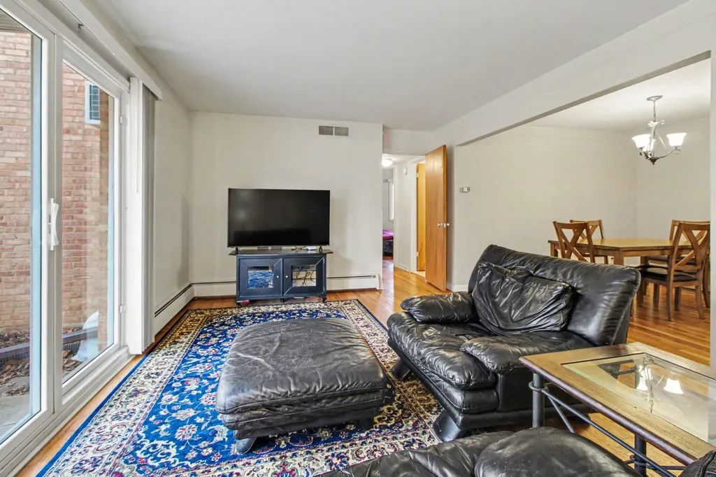 1257 Island Drive Ann Arbor City MI 48105