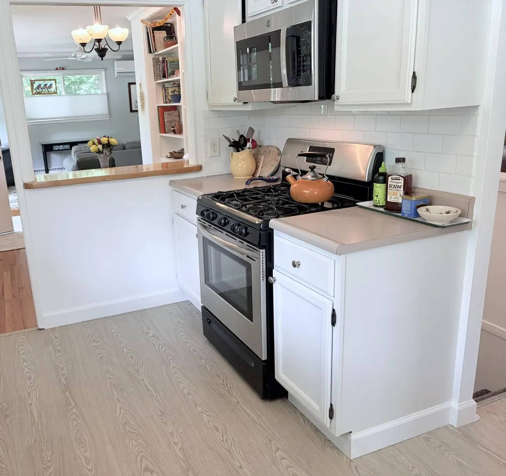 2104 S Circle Drive Ann Arbor City MI 48103