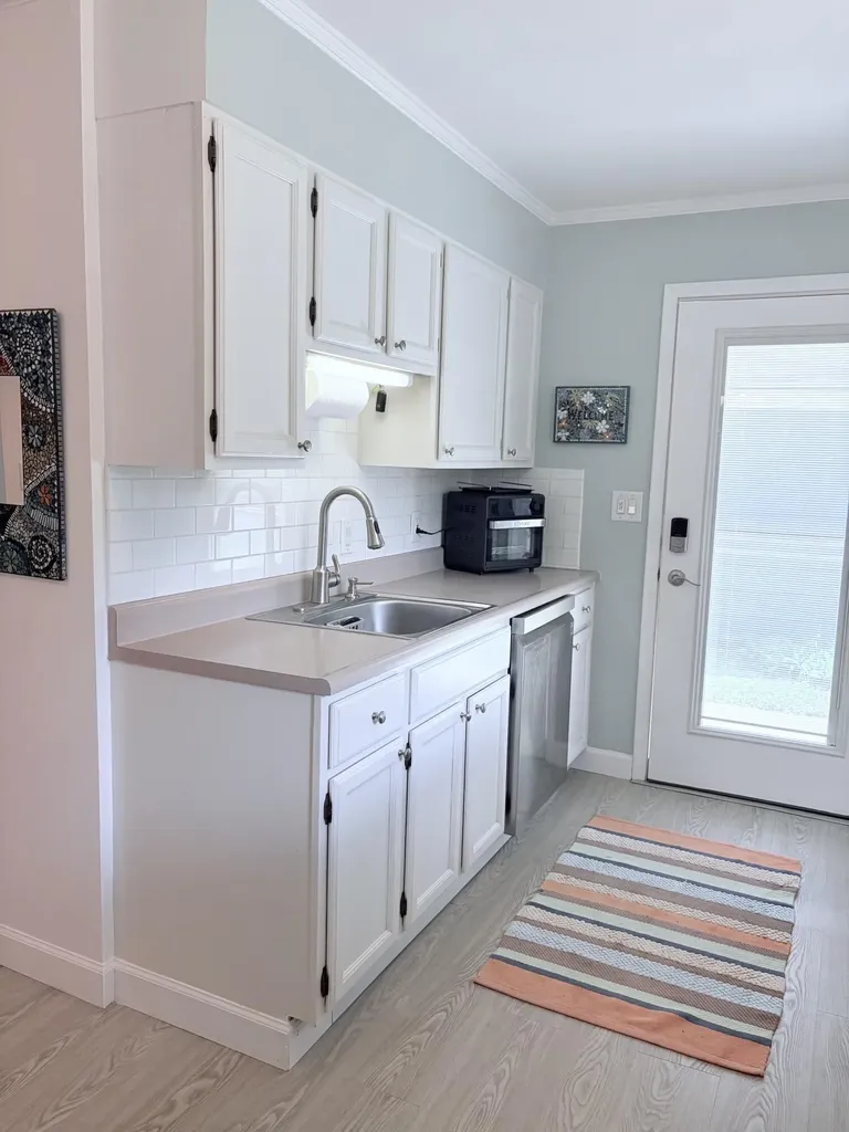 2104 S Circle Drive Ann Arbor City MI 48103