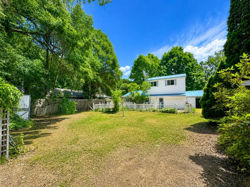 1546 Zarieda Street Brandon Charter Township MI 48462