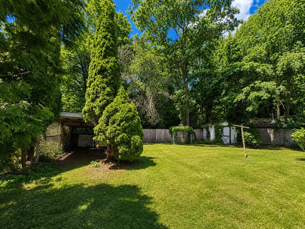 1546 Zarieda Street Brandon Charter Township MI 48462