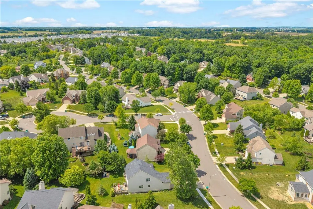 760 Pembroke Drive Saline City MI 48176