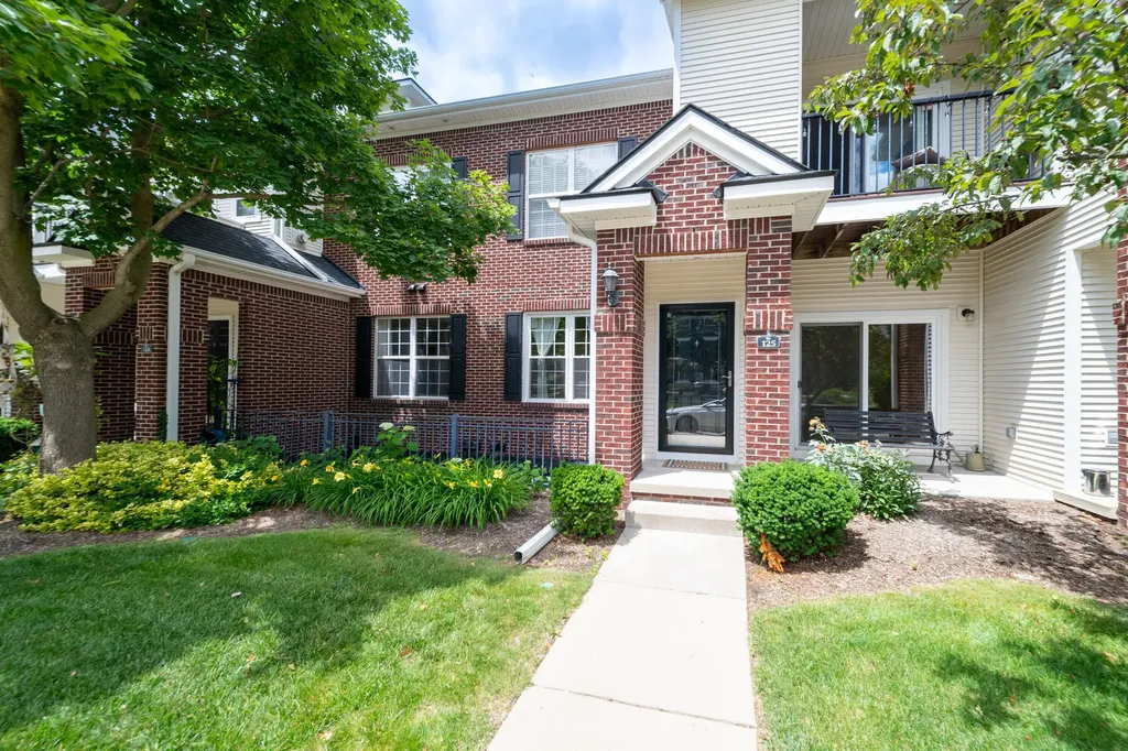 273 Scio Village Court Scio Township MI 48103